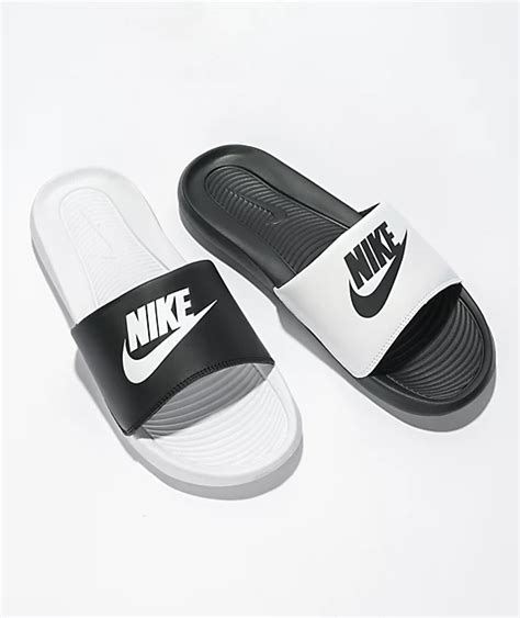Black & on sale white nike slides