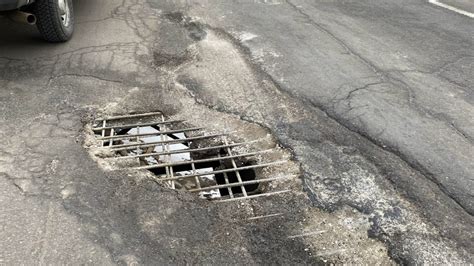 What caused traffic delay on I-70 in mountains Saturday night? | 9news.com