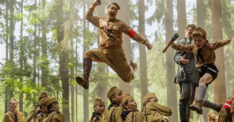 Taika Waititi Defends His Feel-Good Nazi Satire ‘Jojo Rabbit’: ‘It’s ...