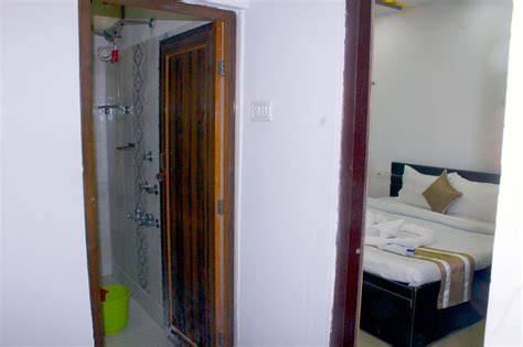 AC FOUR BEDDED SUITE ROOM - GROUND FLOOR - Digha SaikatAbas