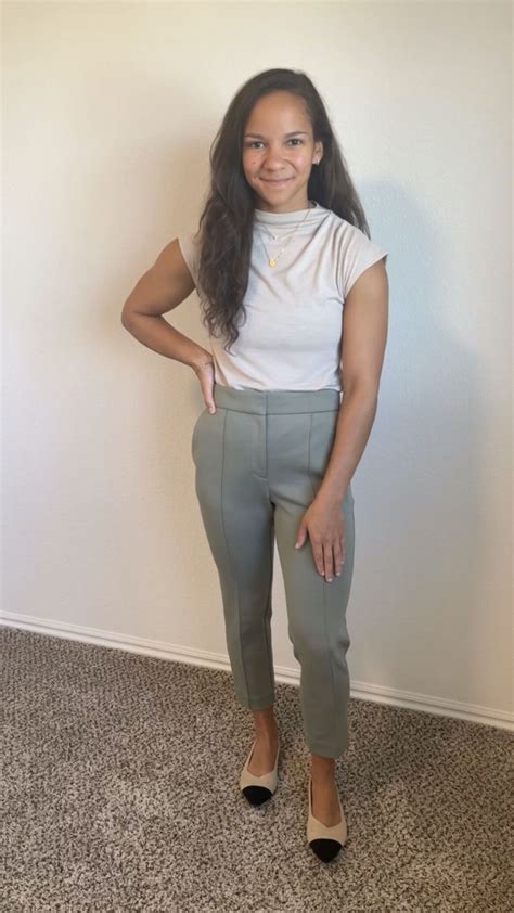 Business-Casual Medical School Men 的图像结果