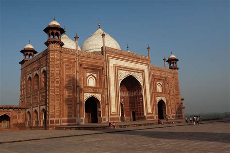 Taj Mahal People 的图像结果