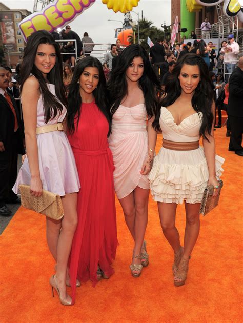 23 Things Only Half-Siblings Truly Understand, Like The Fact That The ...