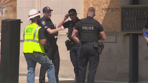 Portion of 5th Street closed in downtown Louisville as crews ...