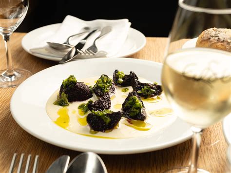 Stow - Review - Central Retail District - Manchester - The Infatuation