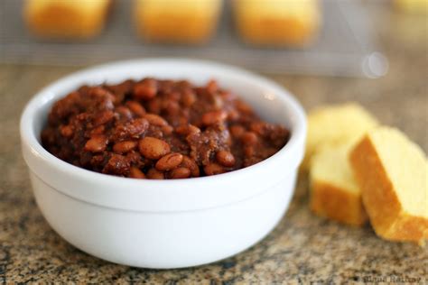 Spicy Ground Beef and Pinto Bean Chili Recipe