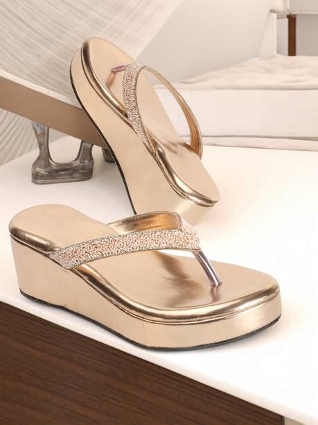 Women's Wedges Sandals - Buy Wedges Shoes Online At Best Prices In ...