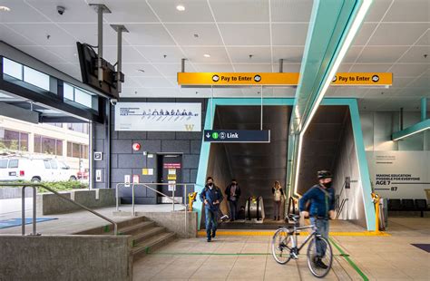 A vibrant station with public art and sustainable design. U District ...