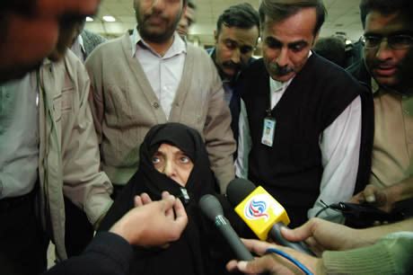 gooya news :: english : The photos of Yalda Moaiery from The two freed ...