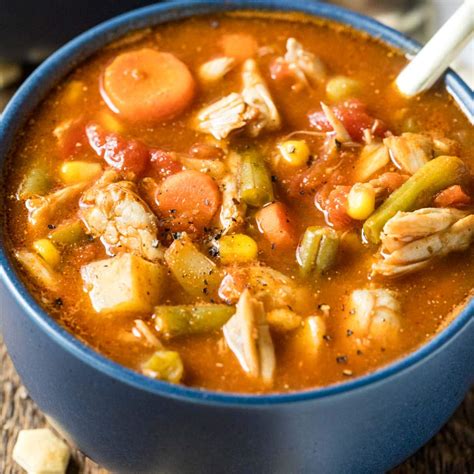 Maryland Crab Cake Recipe - Sugar Spun Run