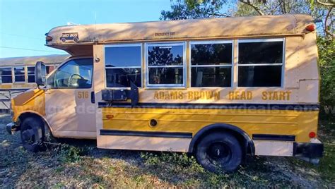 2000 Chevrolet Express Minibus | GovDeals
