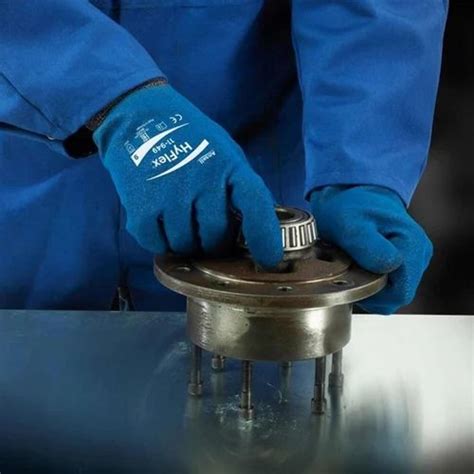 Cut Resistant Hand Gloves - Cut Resistant Gloves Manufacturer from ...