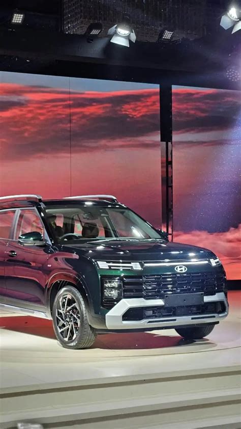 Hyundai Alcazar facelift petrol, diesel, automatic price list