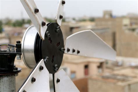 Wind Power 12V DC Generator DIY 的图像结果