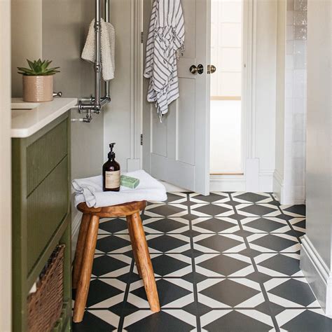 Flooring inspiration for your bathroom | Harvey Maria