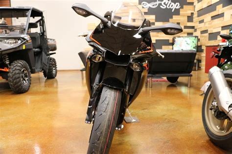 Used Yamaha YZF-R1 1000cc 2015 Model (PID-1418114962) Super Bike for ...