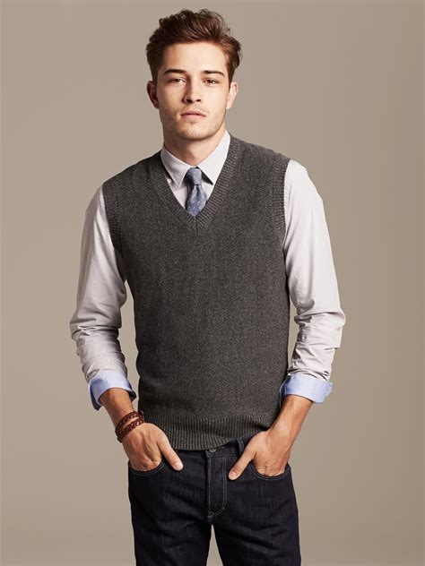 mens sweater vest outfits - Sixta Donahue