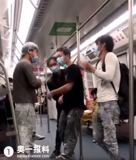 深圳地铁上4个小伙被全网点赞_报料_民声汇_奥一报料_南都报系综合报料平台