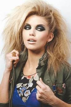 80s Rocker Hairstyles by 80 S Hairstyles That Are Actually Trendy Again Boredbug 80s Rocker Hairstyles