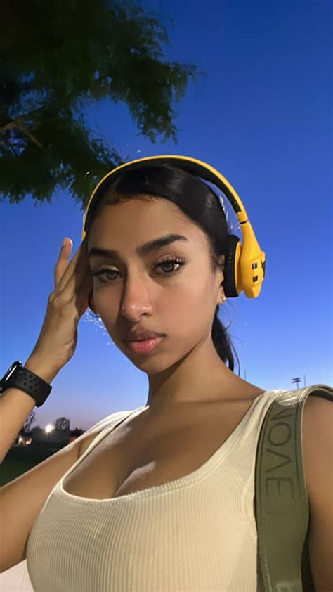 Kani Nudes Creator Video Content #929