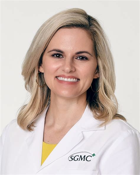 SGMC Welcomes Family Medicine Physician Dr. Madison Hill - SGMC Health