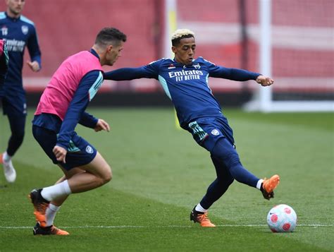 📸 Pictures: Arsenal train at Emirates Stadium | Gallery | News ...