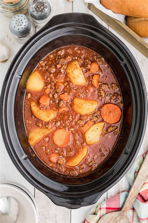 Slow Cooker Poor Man's Stew - The Magical Slow Cooker