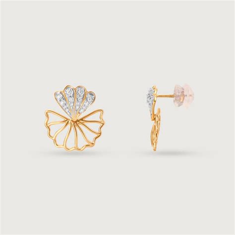 Floral Sparkle 14 Kt Gold & Diamond Stud Earrings