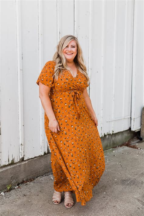 Can't Help But Stare Floral Maxi Dress- Burnt Orange – The Pulse Boutique