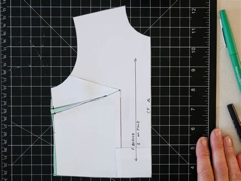 When and How to do a Small Bust Adjustment – The Daily Sew