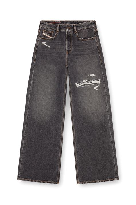 Men's Baggy Jeans: Loose fit, Ripped, Cargo Jeans | Diesel