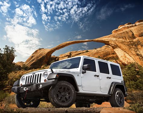 2013 Jeep Grand Cherokee Trailhawk and 2013 Jeep Wrangler Moab
