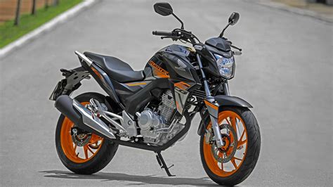 Motocicleta Ciclon 250 cc, Color Negro/Naranja - FerrisariatoFerrisariato