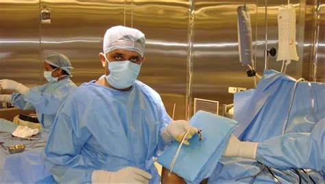 Advanced Sports & Joint Replacement Surgery - Home