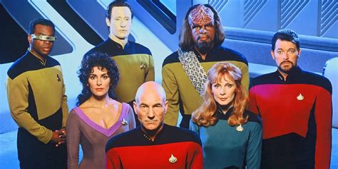 هر فصل از Star Trek: Deep Space Nine ، رتبه بندی شده است