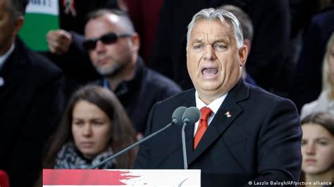Romania: Right-Wing Extremists Target German Mayor | NewsClick
