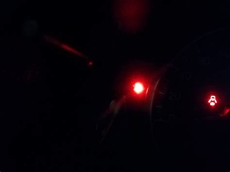 What Is The Flashing Red Light On My Dashboard