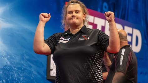 Grand Slam of Darts: Beau Greaves feels as if she was 'making the ...