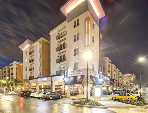 Plaza On University, 12101 University Blvd | JLL Properties - US