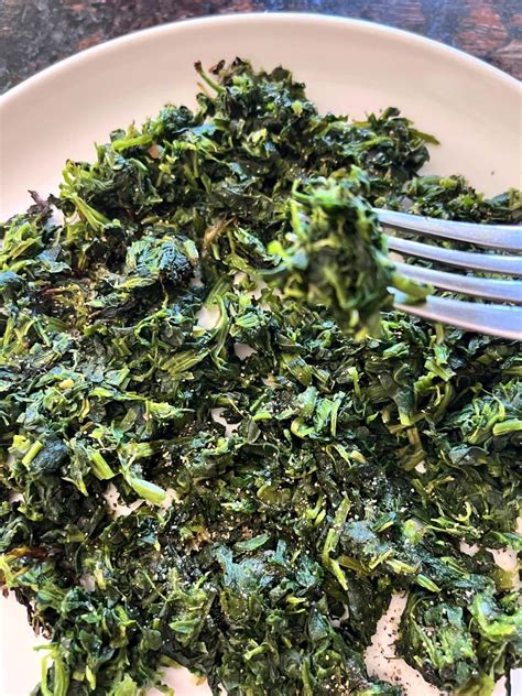 Air Fryer Frozen Spinach Recipe – Easy & Healthy – Melanie Cooks
