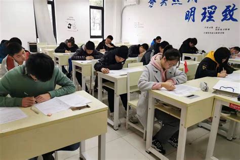 上海民办南模中学初高部招生详情，2021年学费标准如下：-远播国际教育