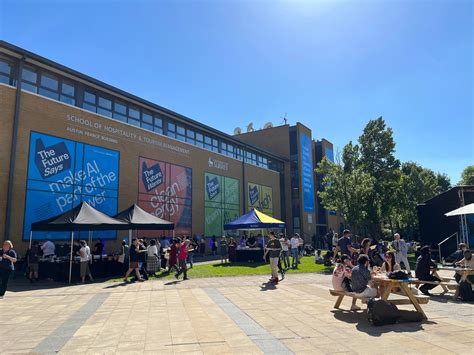 University of Surrey: Admissions, Ranking, Acceptance Rate, Courses & Fees