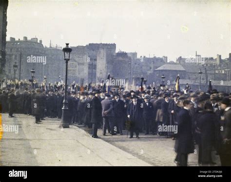 Personality funerals hi-res stock photography and images - Alamy