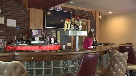Prosecutors: Man kicked out of St. Francis bar attacked officer with ...