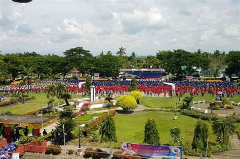 Titulong 'Largest Human Philippine Flag', target masungkit ng Iloilo ...
