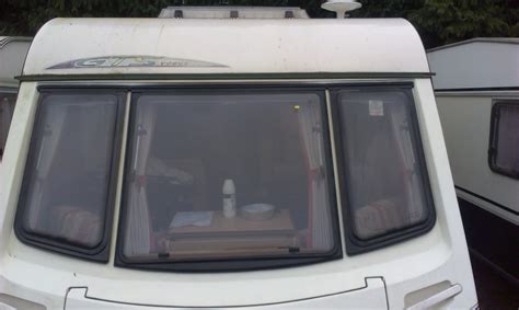 Caravan Window Installation Guide 的图像结果