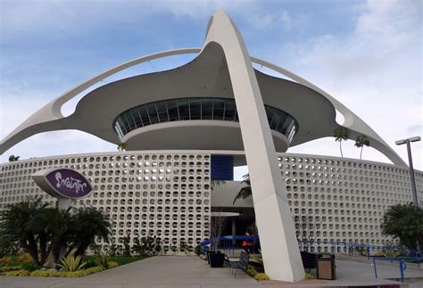 Theme Building, LAX - LA Conservancy