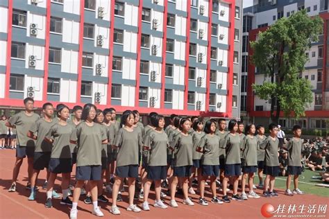 【喜报】祝贺我校排球队获得2021年桂林市中学生排球比赛高中女子组亚军，男子组第四名