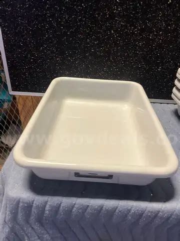MSU Lot # 9091-Lot of 18 Plastic Bins | GovDeals