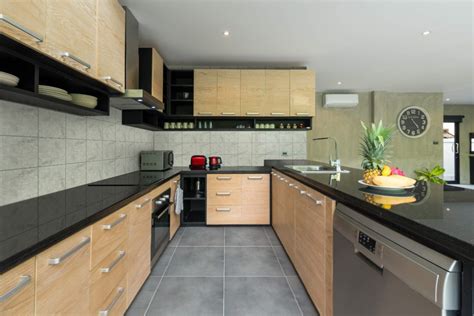 Kitchen Look Expensive 的图像结果